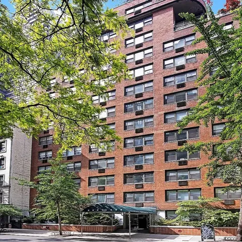$329,000 | 310 East 49th Street, Unit 7B | Midtown East