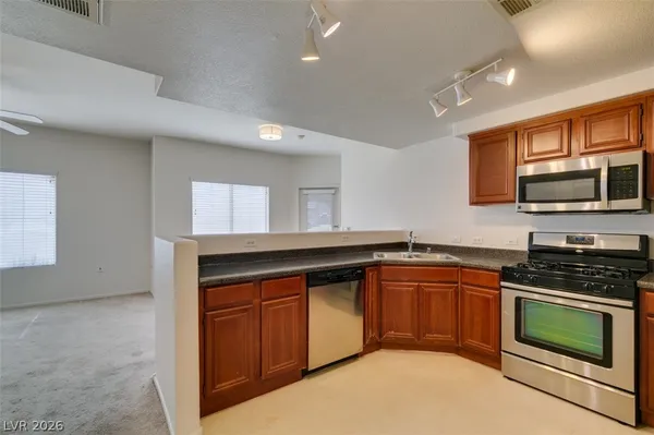 $1,300 | 10245 South Maryland Parkway, Unit 133, Las Vegas, NV 89183