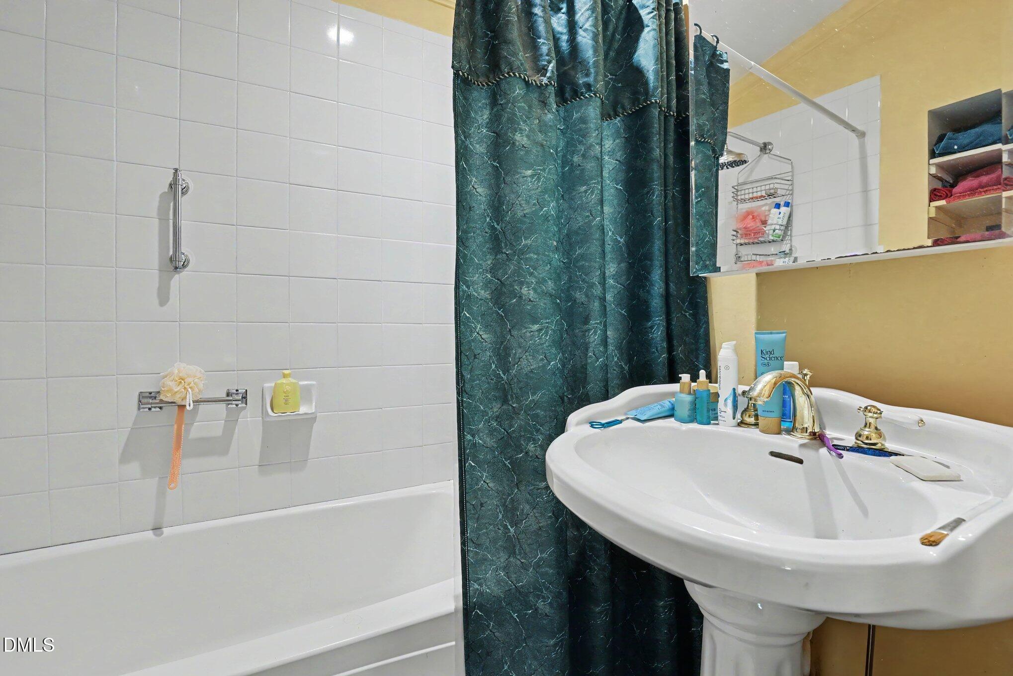 7316 Fox Road Raleigh, NC 27616 - Photo 25 of 32 025_file_8803