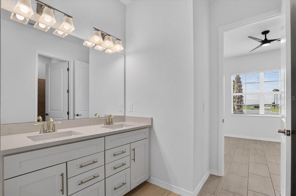 19219 Scallop Loop Lakewood Ranch, FL 34211 - Photo 18 of 27