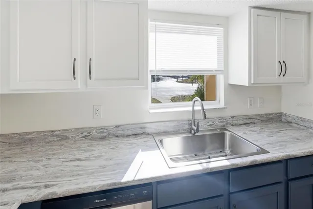 $189,000 | 18 Tomoka Meadows Boulevard, Ormond Beach, FL 32174