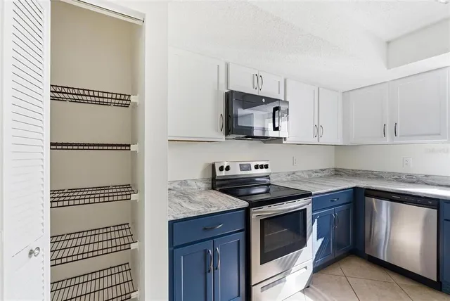 $189,000 | 18 Tomoka Meadows Boulevard, Ormond Beach, FL 32174