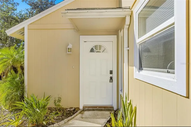 $189,000 | 18 Tomoka Meadows Boulevard, Ormond Beach, FL 32174