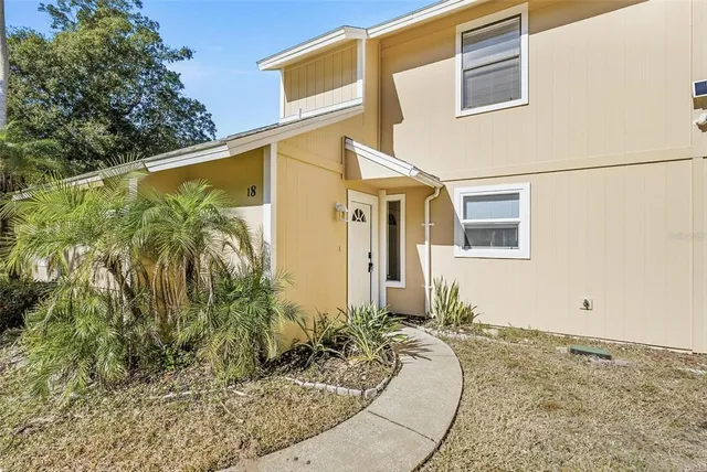 $189,000 | 18 Tomoka Meadows Boulevard, Ormond Beach, FL 32174