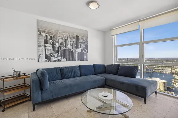 $3,900 | 1830 South Ocean Drive, Unit 4907, Hallandale Beach, FL 33009