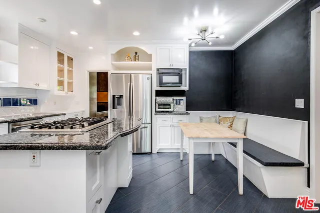 $9,300 | 3012 Bagley Avenue, Los Angeles, CA 90034