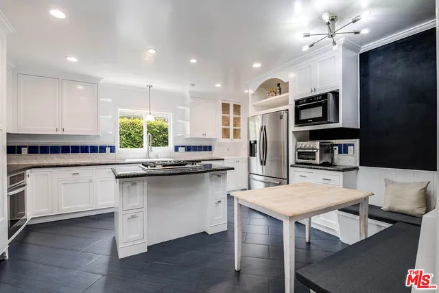 $9,300 | 3012 Bagley Avenue, Los Angeles, CA 90034