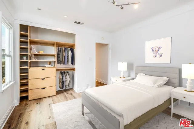 $9,300 | 3012 Bagley Avenue, Los Angeles, CA 90034