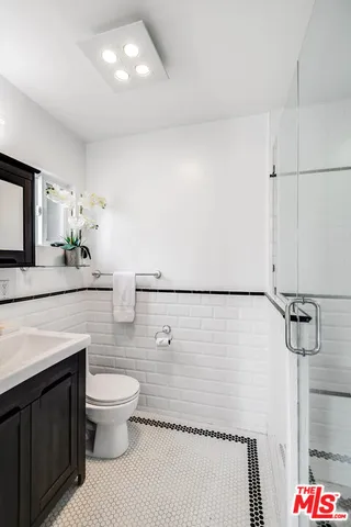 $9,300 | 3012 Bagley Avenue, Los Angeles, CA 90034