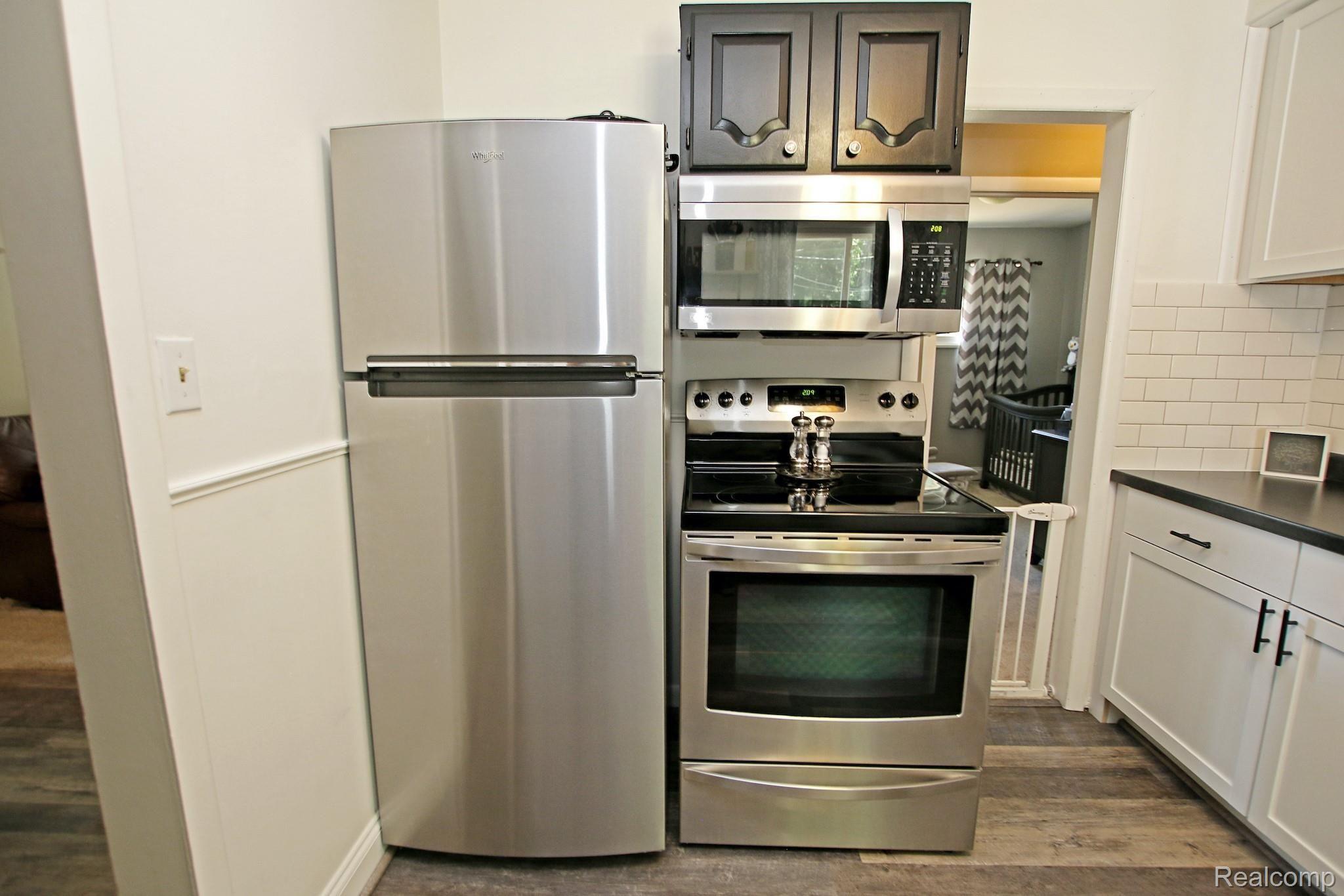 5248 Marconi Street Clarkston, MI 48348 - Photo 23 of 43 12) Kitchen.jpg