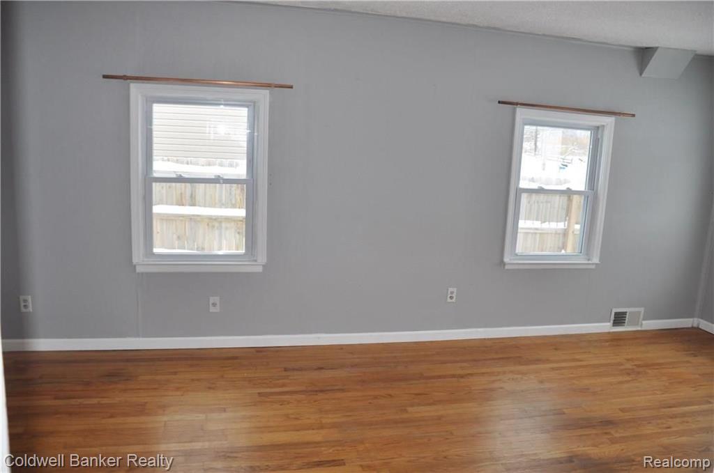 6601 Windiate Road Clarkston, MI 48346 - Photo 5 of 20