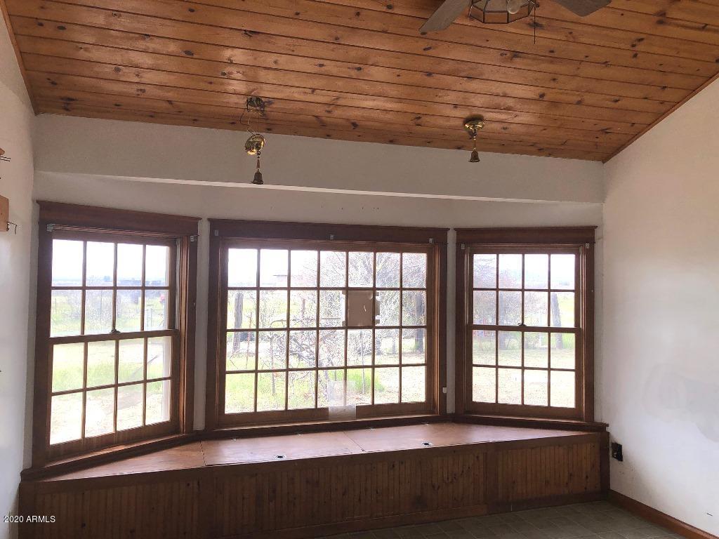 10076 North Mormon Road Elfrida, AZ 85610 - Photo 13 of 49 Bay window at Kitchen dining