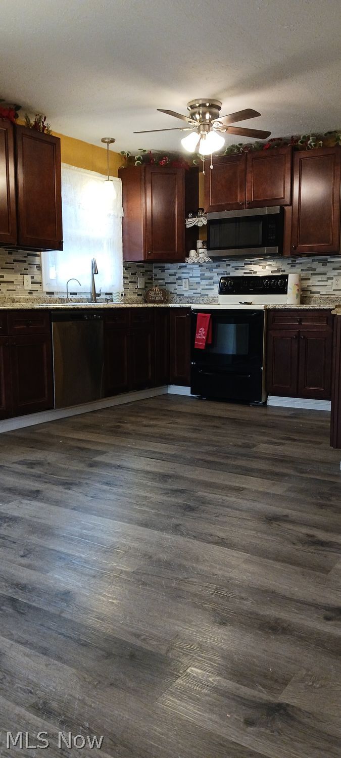 8380 Chatham Road Medina, OH 44256 - Photo 9 of 24