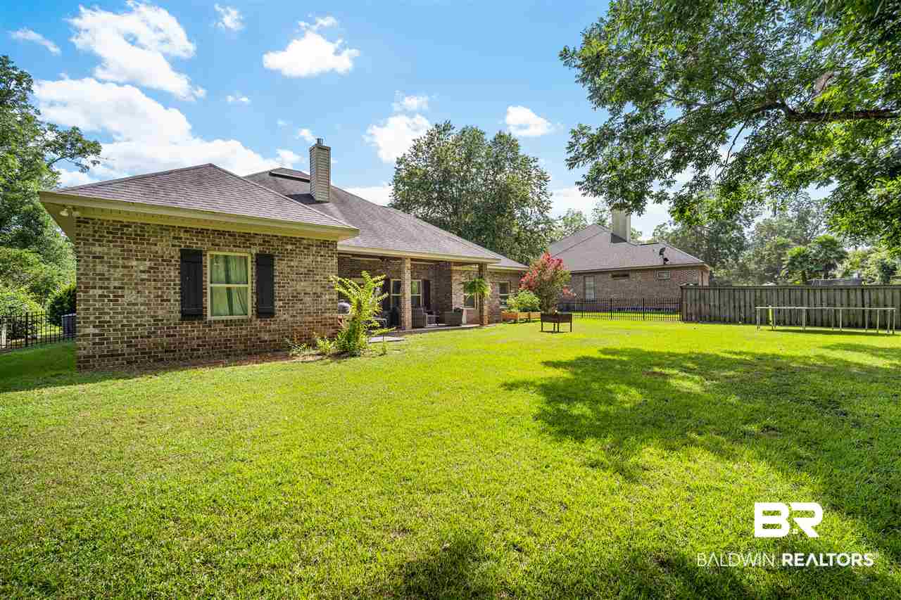 9054 Lake View Drive Fairhope, AL 36532 - Photo 24 of 29 Back yard