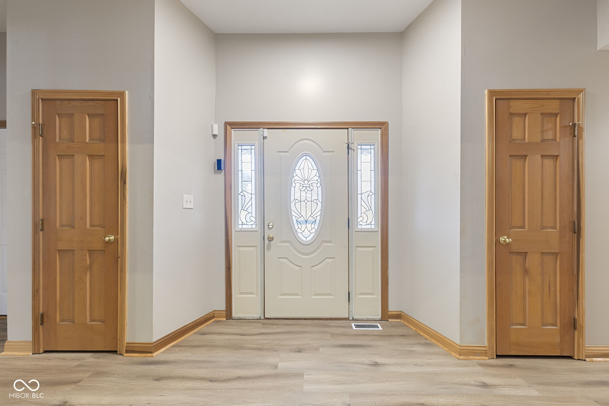 5409 Bierman Road Indianapolis, IN 46203 - Photo 4 of 36