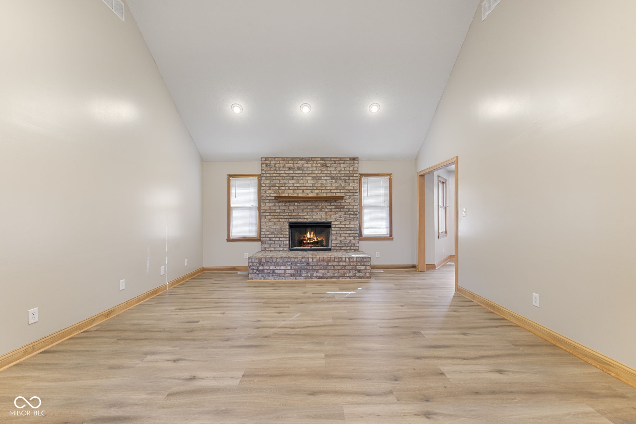 5409 Bierman Road Indianapolis, IN 46203 - Photo 5 of 36