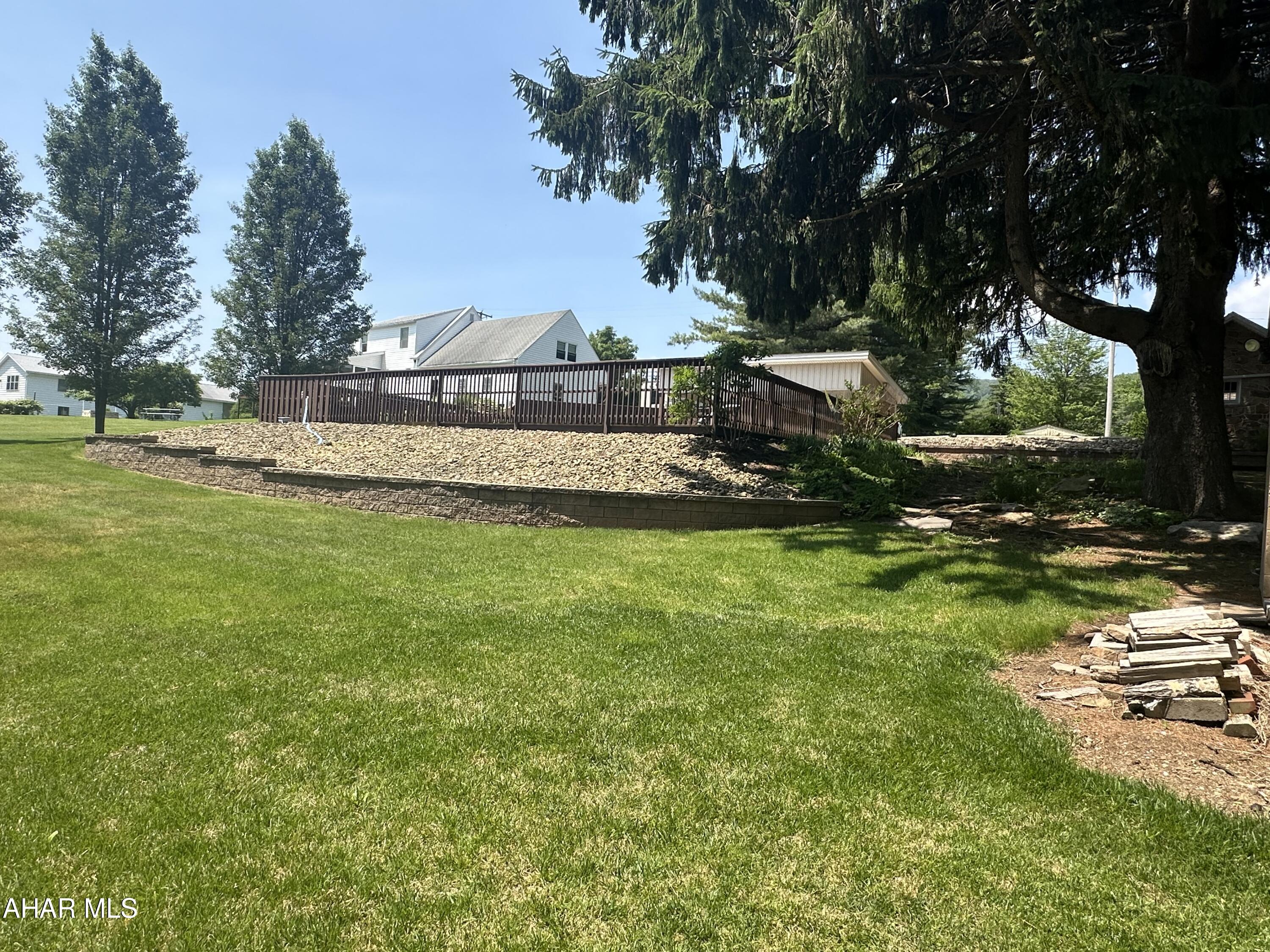 328 Avalon Road Altoona, PA 16601 - Photo 27 of 34