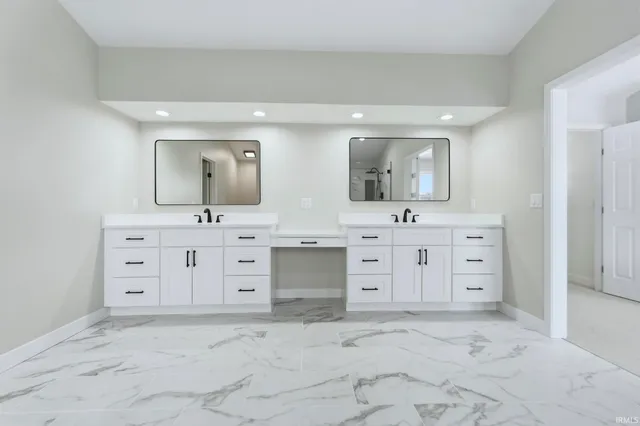 $624,900 | 15626 Cold Spring Court, Granger, IN 46530