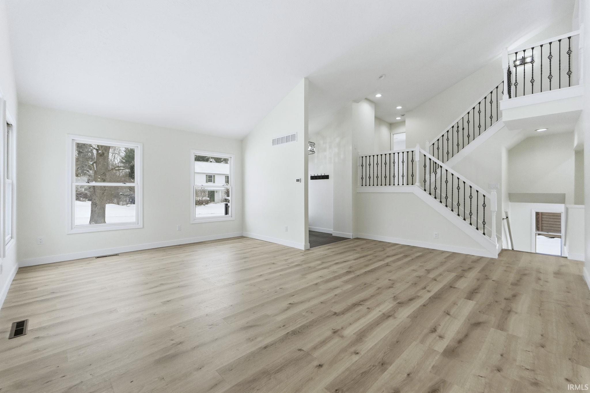 15626 Cold Spring Court Granger, IN 46530 - Photo 5 of 36