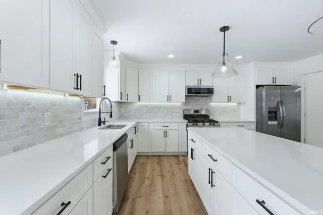 $624,900 | 15626 Cold Spring Court, Granger, IN 46530