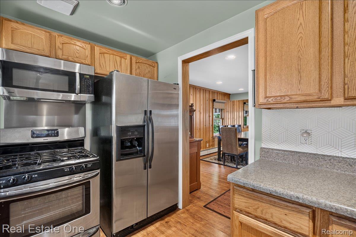 836 Pine Tree Road West Lake Orion, MI 48362 - Photo 11 of 96 07-2026.06.25_SuzanneF_PineTree010.jpg