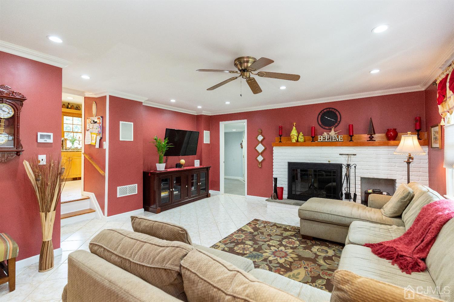 19 Gales Road Edison, NJ 08837 - Photo 17 of 64