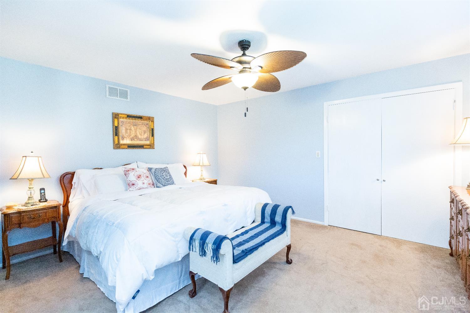 19 Gales Road Edison, NJ 08837 - Photo 32 of 64