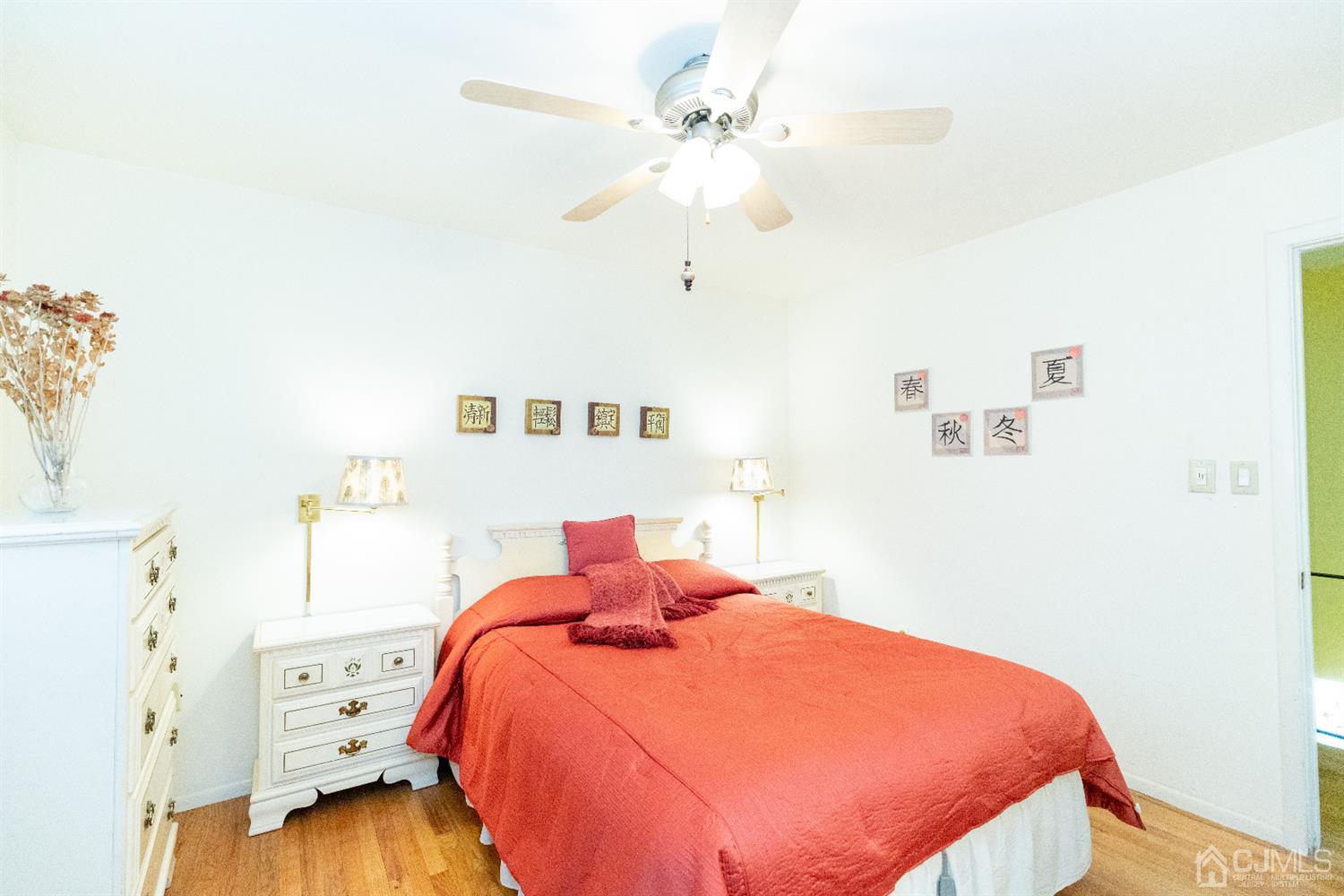 19 Gales Road Edison, NJ 08837 - Photo 39 of 64