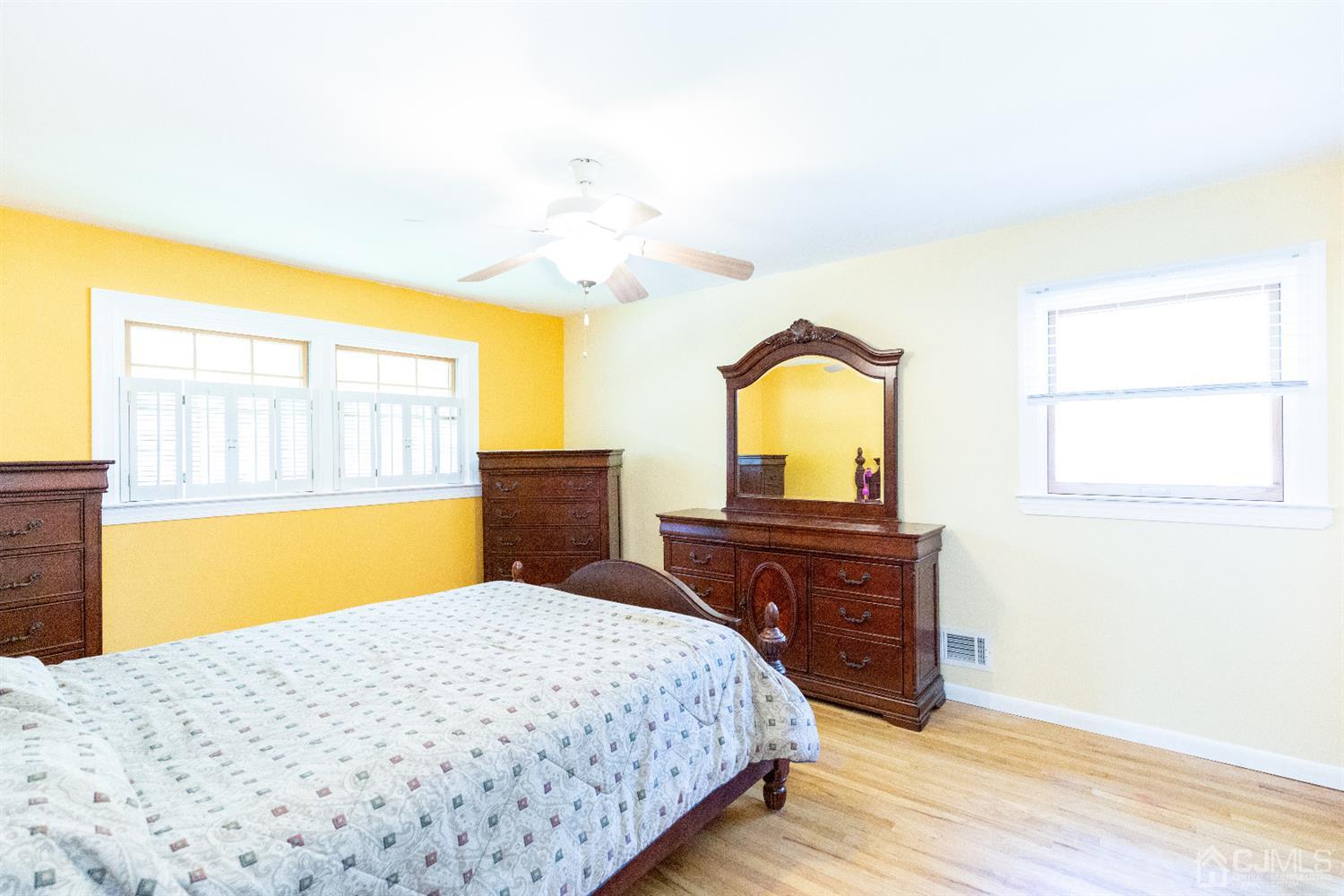 19 Gales Road Edison, NJ 08837 - Photo 40 of 64
