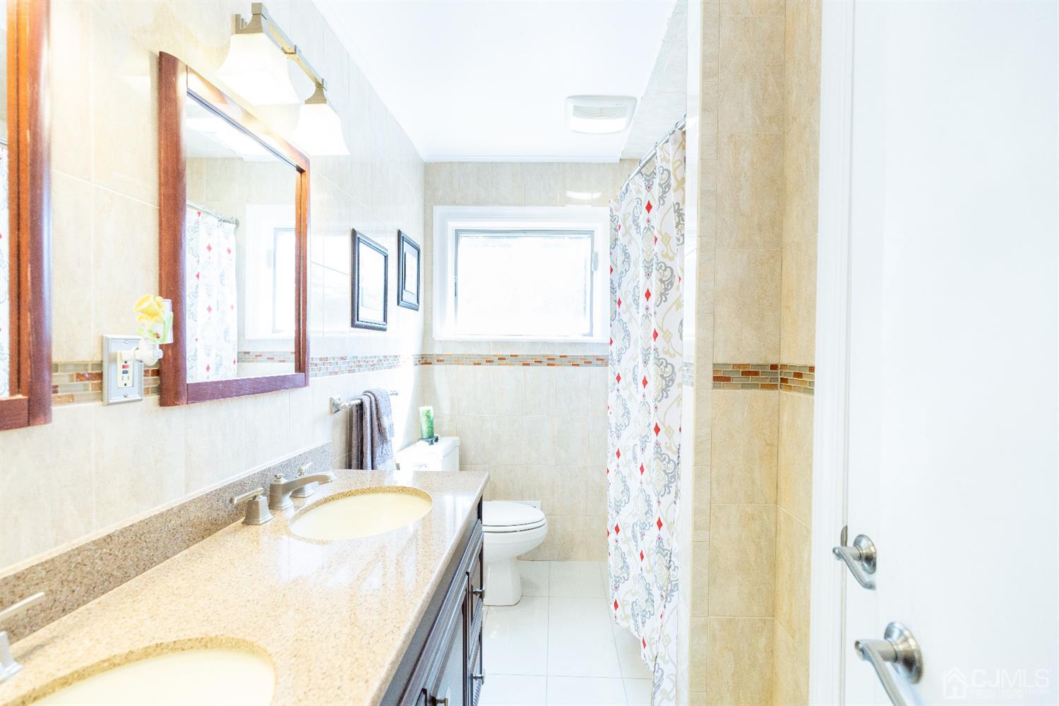 19 Gales Road Edison, NJ 08837 - Photo 42 of 64