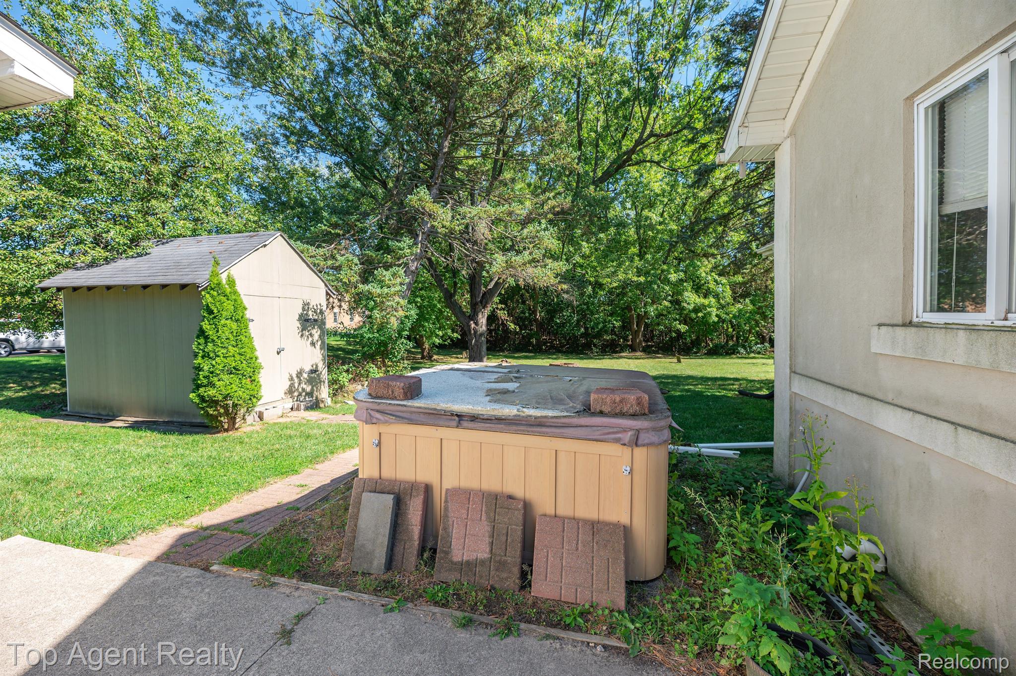 110 Wabash Road Rochester, MI 48307 - Photo 28 of 35 Gallery Image 28