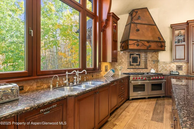 $500,000 | 928 South Mill Street, Aspen, CO 81611