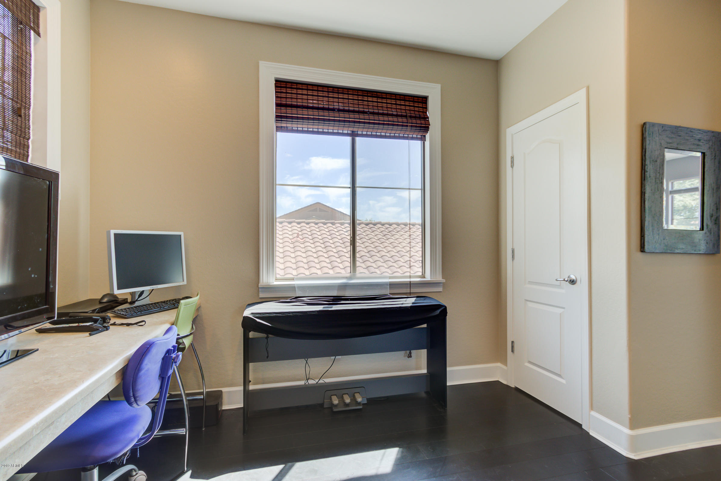 961 East Ranch Road Gilbert, AZ 85296 - Photo 14 of 25 961 E Ranch Road-24