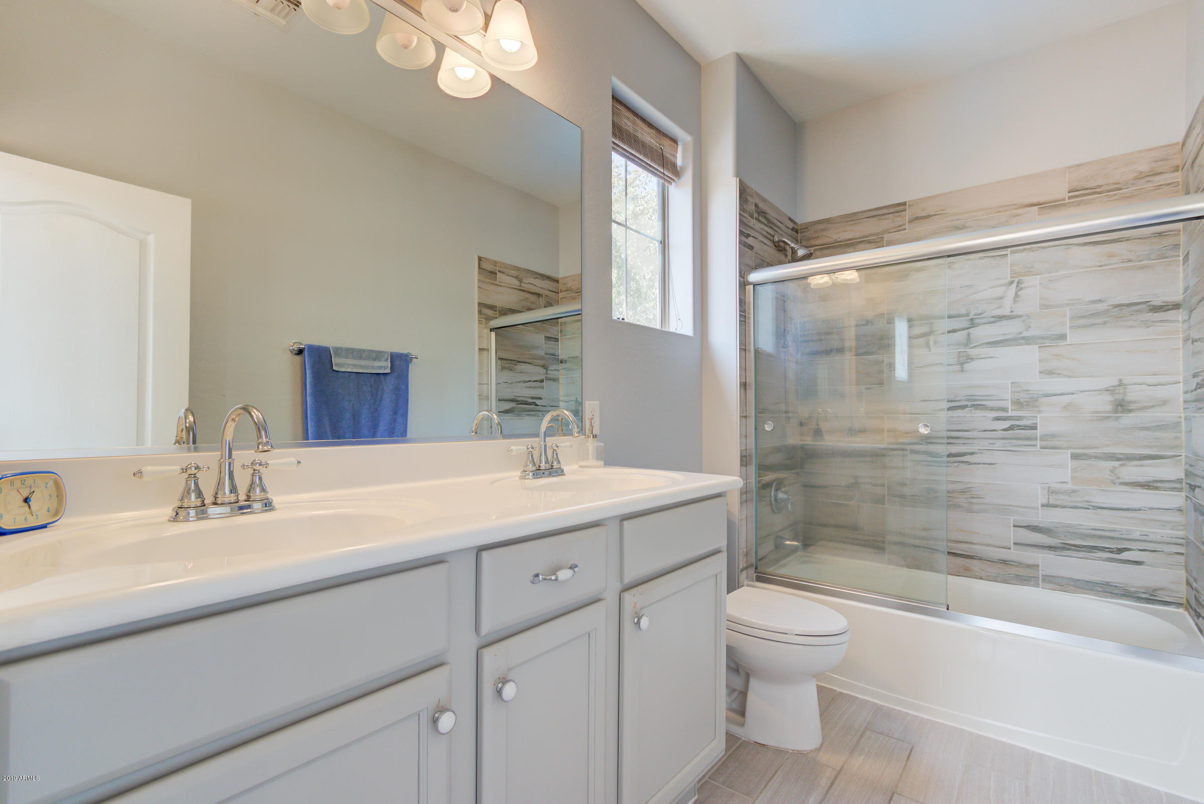 961 East Ranch Road Gilbert, AZ 85296 - Photo 16 of 25 961 E Ranch Road-28