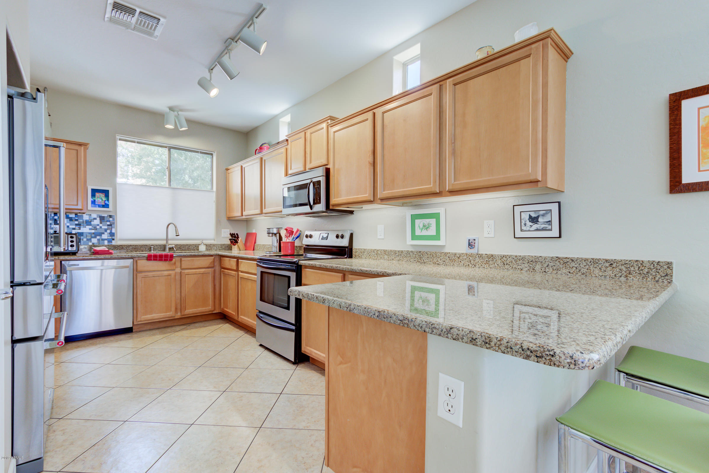 961 East Ranch Road Gilbert, AZ 85296 - Photo 10 of 25 961 E Ranch Road-17