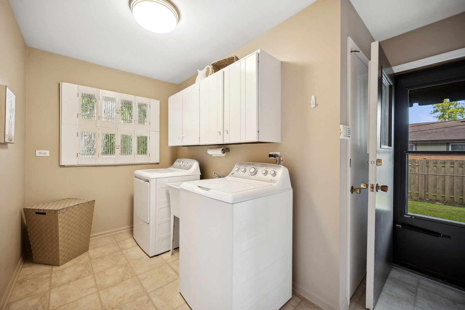 400 Washington Road Glenview, IL 60025 - Photo 11 of 22 Gallery Image 11