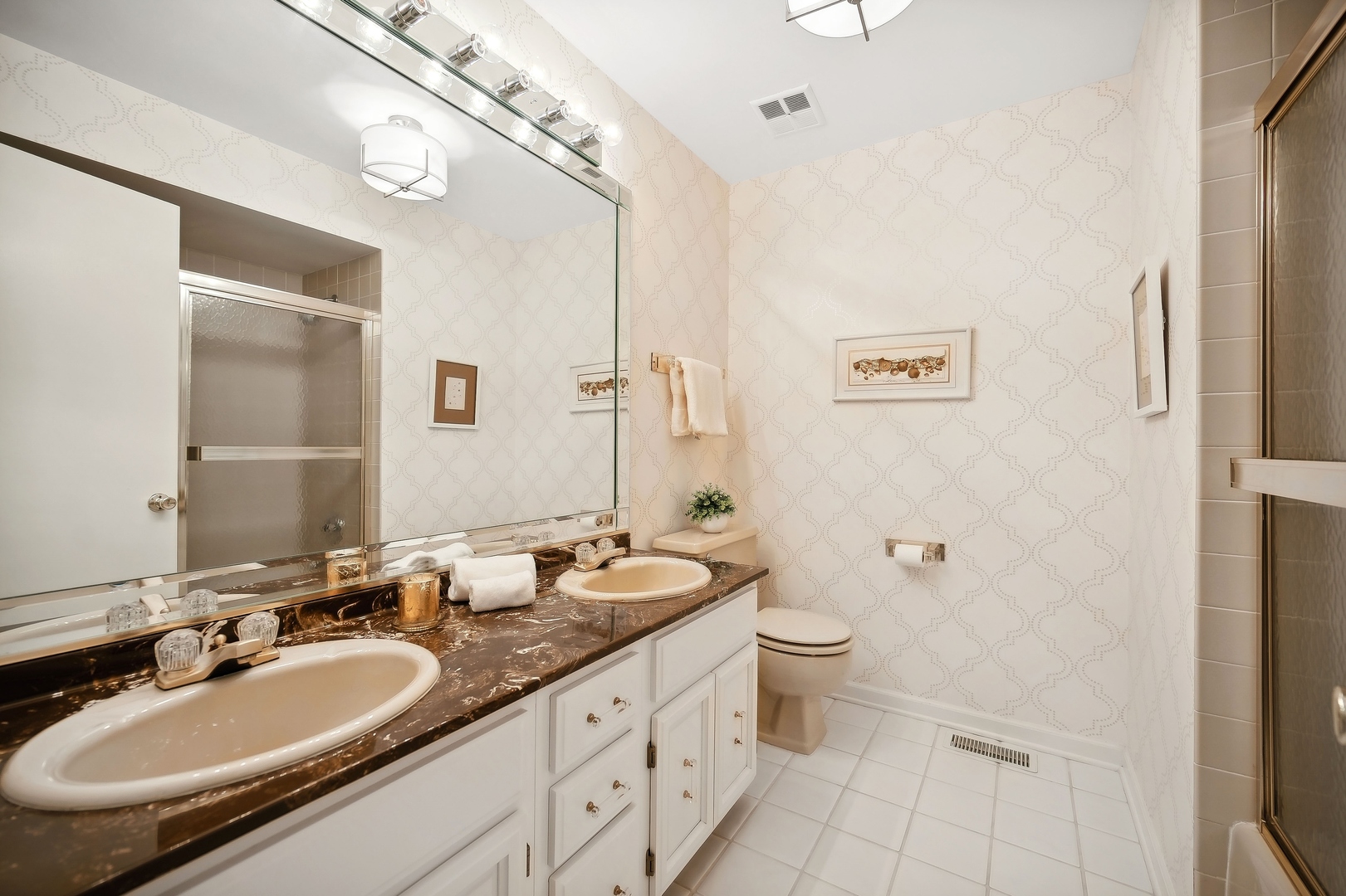 400 Washington Road Glenview, IL 60025 - Photo 16 of 22 Gallery Image 16