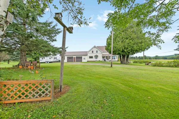 $269,900 | 1455 Highway 102, Canaan, VT 05903