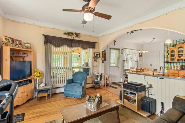 $269,900 | 1455 Highway 102, Canaan, VT 05903