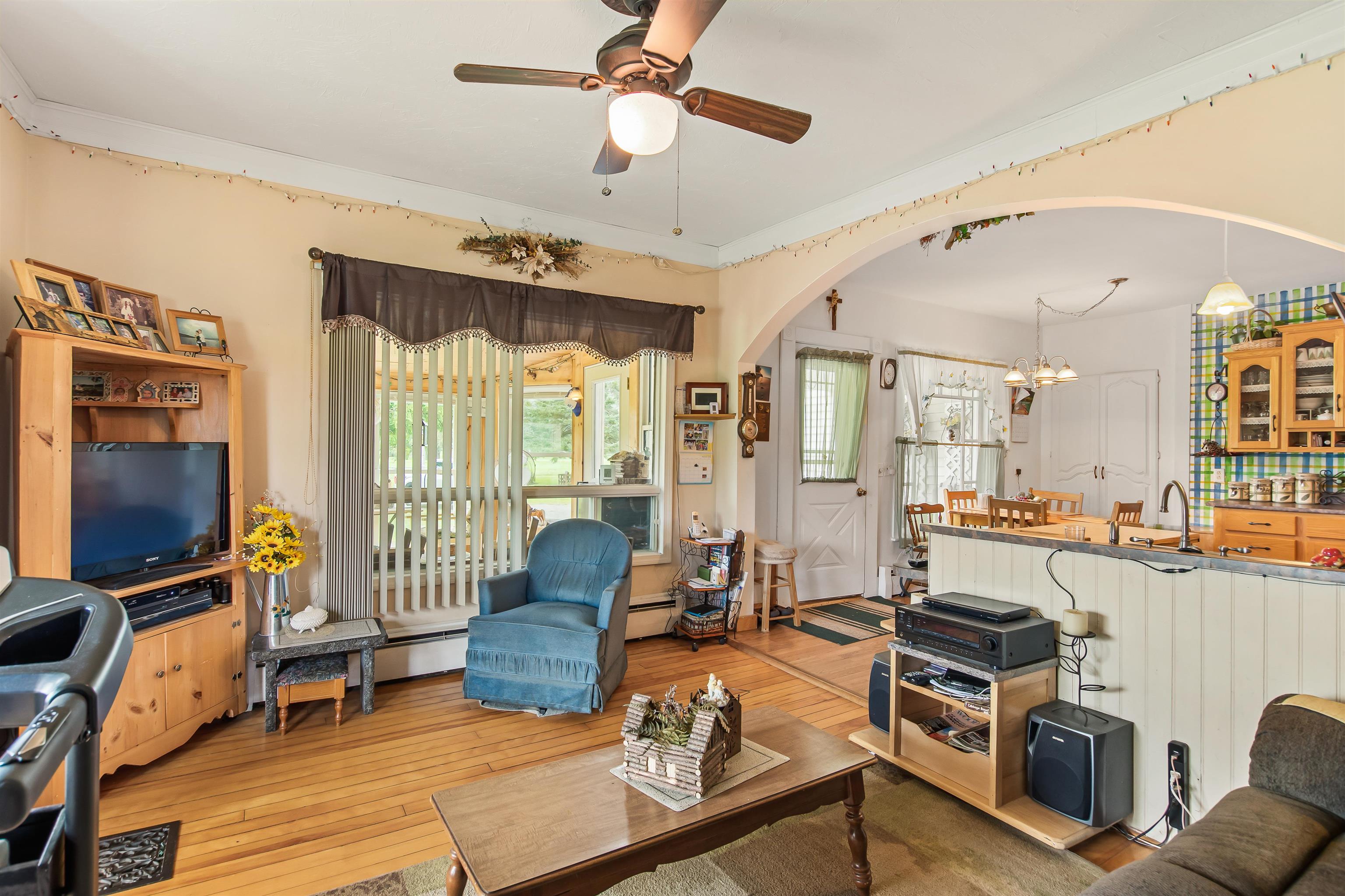 1455 Highway 102 Canaan, VT 05903 - Photo 11 of 35