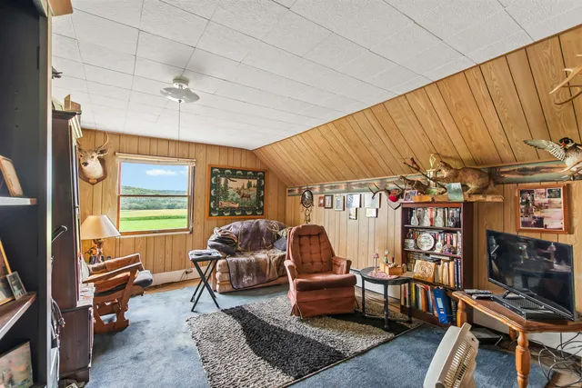 $269,900 | 1455 Highway 102, Canaan, VT 05903