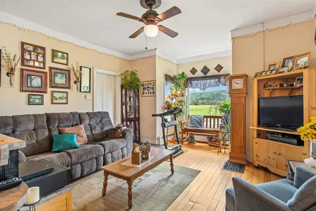 $269,900 | 1455 Highway 102, Canaan, VT 05903