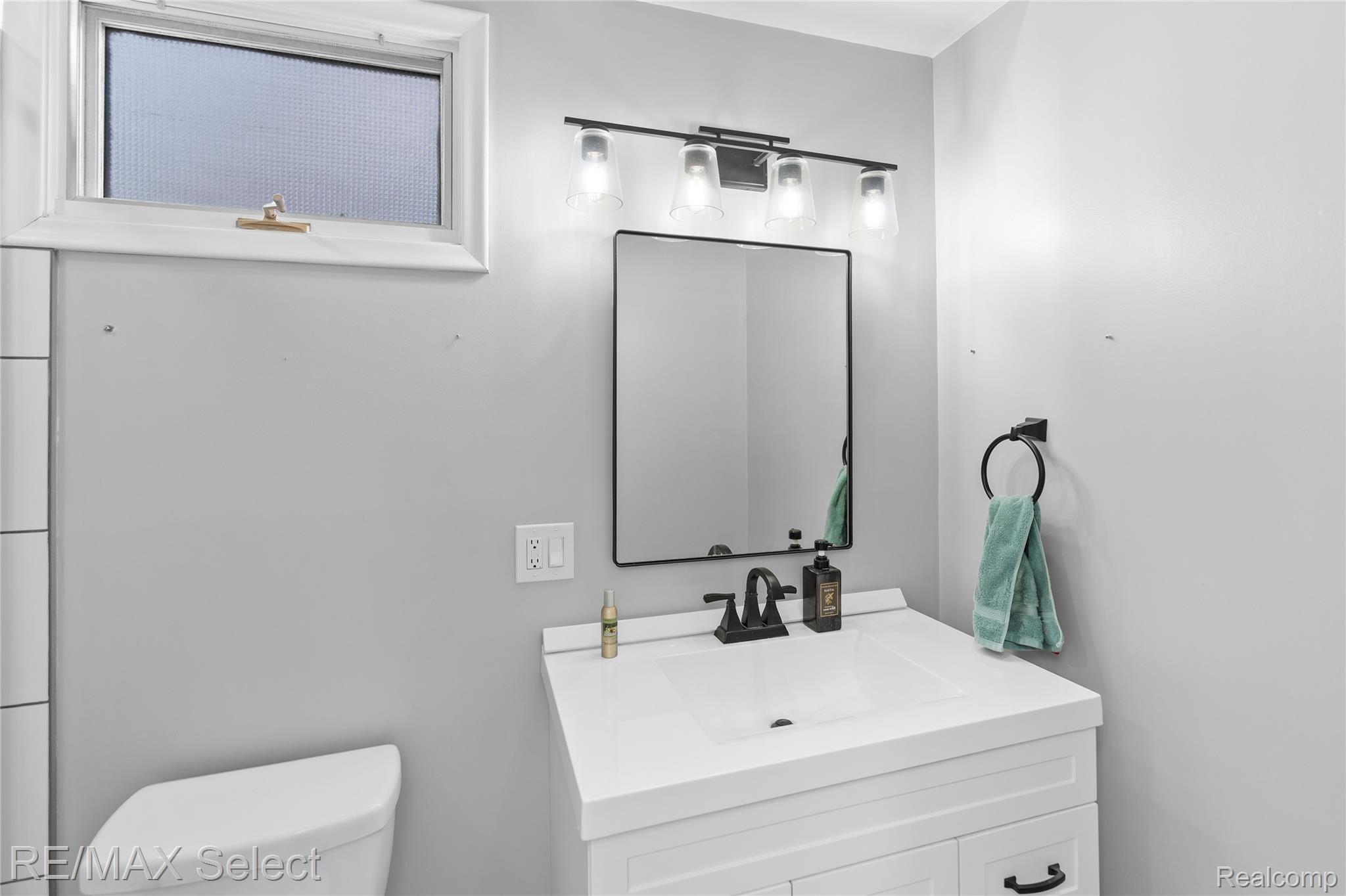 11501 Torrey Road Fenton, MI 48430 - Photo 18 of 50 11501 Torrey Rd 32.jpg