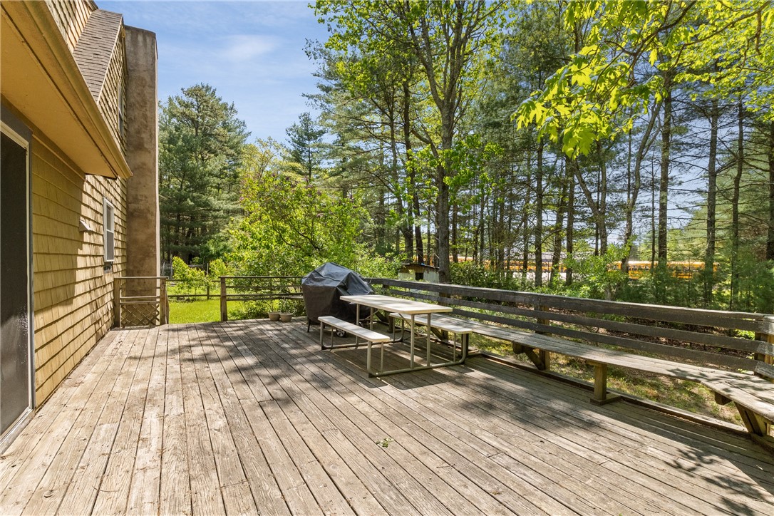 519 Switch Road Richmond, RI 02894 - Photo 6 of 25