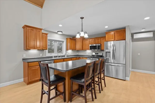 $699,900 | 422 Town Highway 21, Fairfax, VT 05454