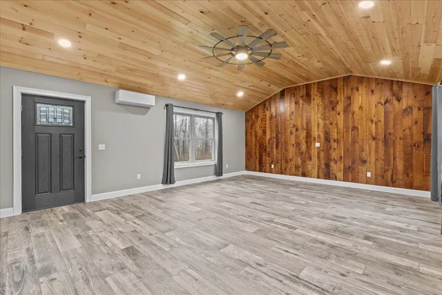 $699,900 | 422 Town Highway 21, Fairfax, VT 05454