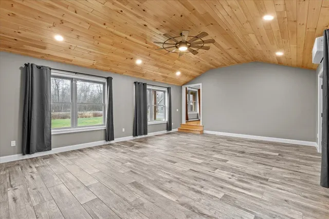 $699,900 | 422 Town Highway 21, Fairfax, VT 05454