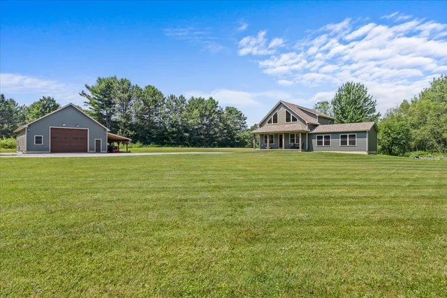 $699,900 | 422 Town Highway 21, Fairfax, VT 05454