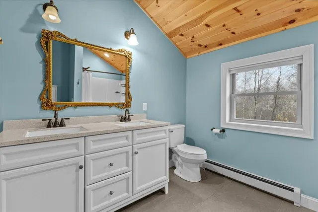 $699,900 | 422 Town Highway 21, Fairfax, VT 05454