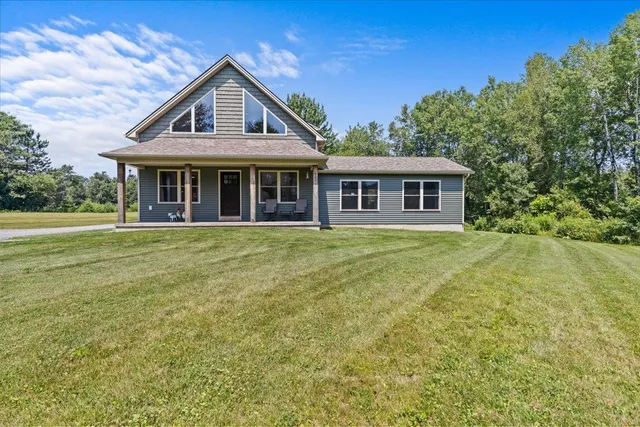 $699,900 | 422 Town Highway 21, Fairfax, VT 05454